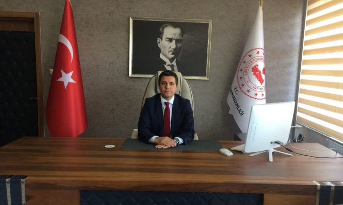 Olur Kaymakamı